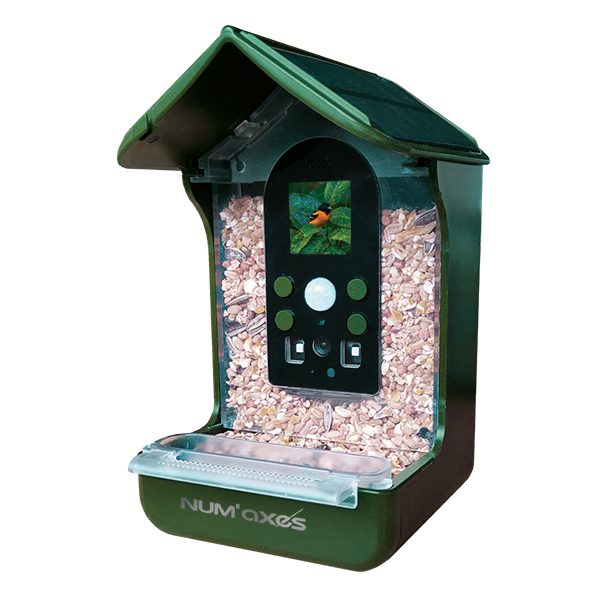 Foderhus Med Kamera